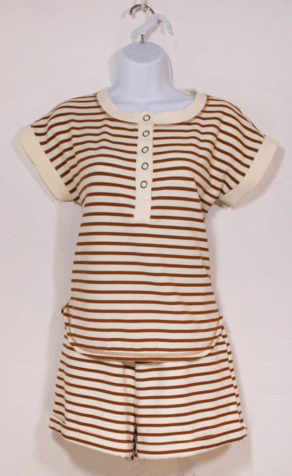 Café Stripe Shorts